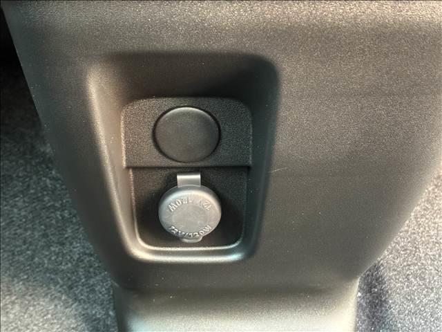 スペーシア ＨＹＢＲＩＤ　Ｘ　届出済未使用車（32枚目）