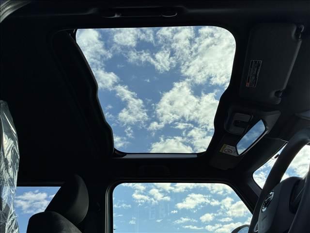 タフト Ｘ　届出済未使用車（8枚目）