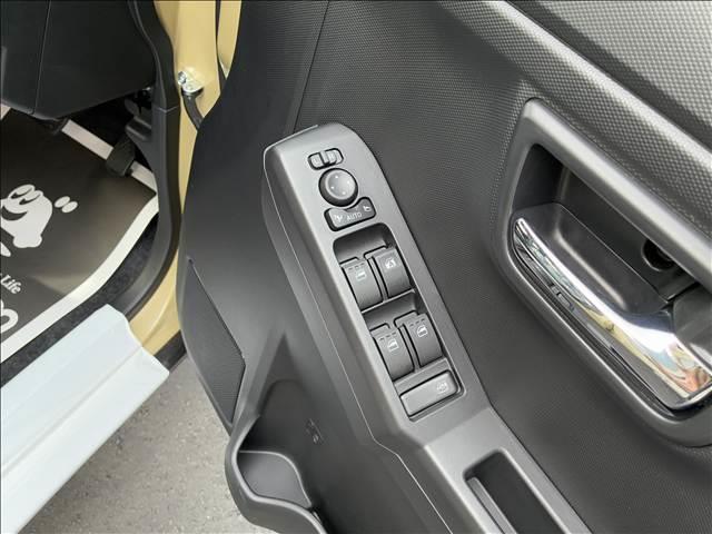 タフト Ｇ　クロムベンチャー　届出済未使用車（28枚目）