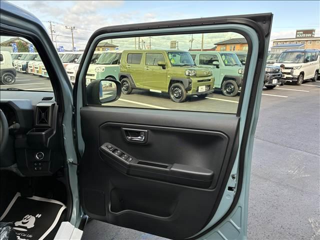 タフト Ｇ　ダーククロムベンチャー　届出済未使用車（17枚目）