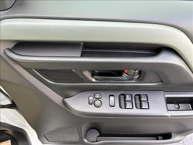 スペーシアギア ハイブリッドＸＺ　届出済未使用車（11枚目）