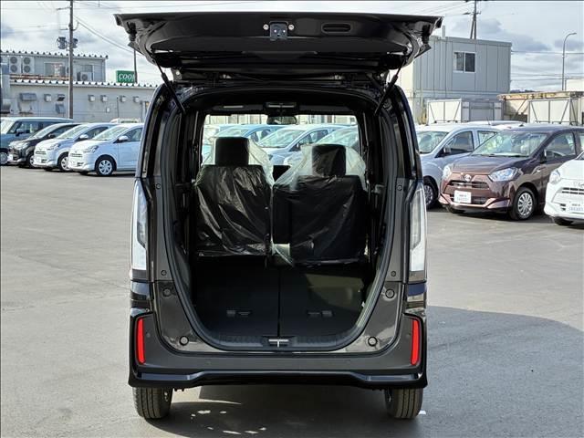 N-BOXカスタム ベースグレード 届出済未使用車(20枚目)