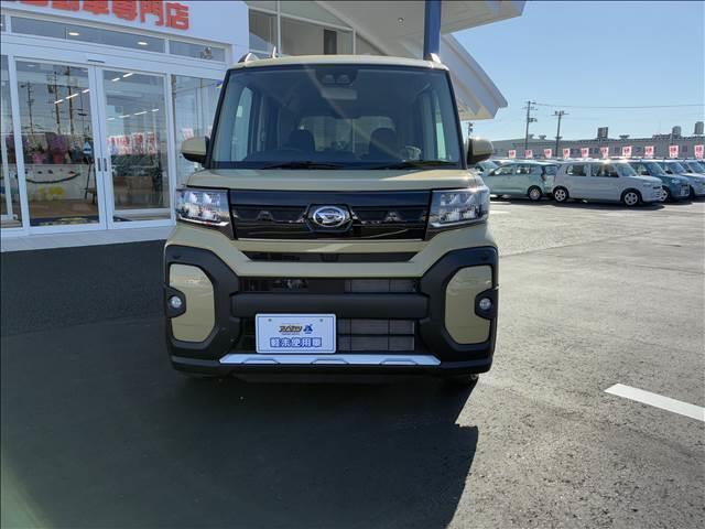 タント ファンクロス 届出済未使用車(3枚目)