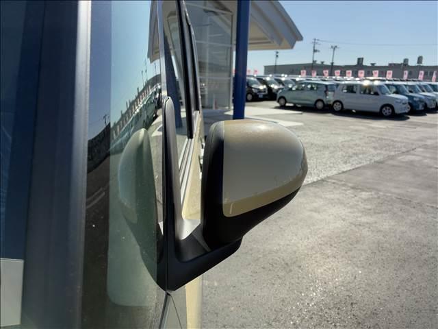 タント ファンクロス 届出済未使用車(8枚目)