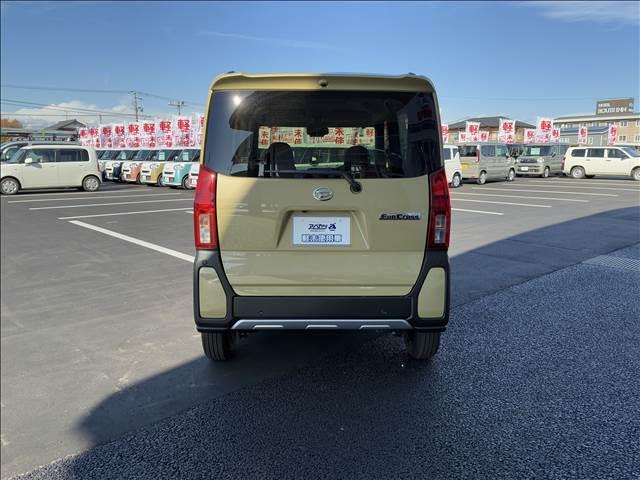 タント ファンクロス 届出済未使用車(10枚目)