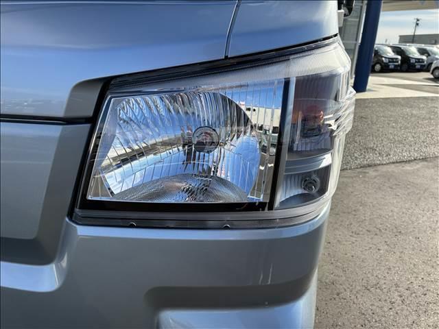 ハイゼットトラック ジャンボ　スタンダード　ＣＶＴ　４ＷＤ　届出済未使用車（10枚目）