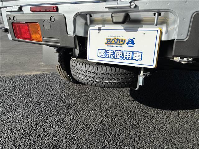 ハイゼットトラック スタンダード　ＭＴ　４ＷＤ　届出済未使用車（13枚目）