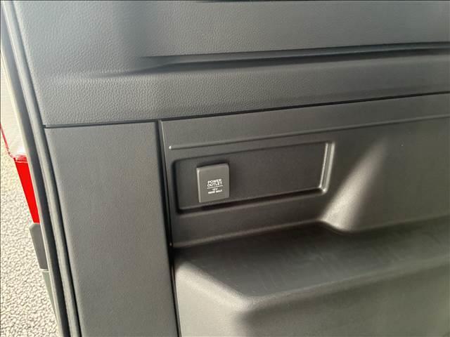 Ｎ－ＶＡＮ ファン　届出済未使用車（28枚目）