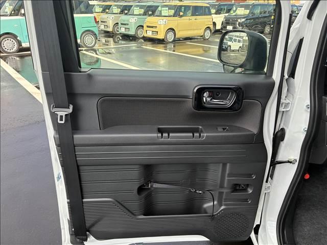 Ｎ－ＶＡＮ ファン　届出済未使用車（8枚目）