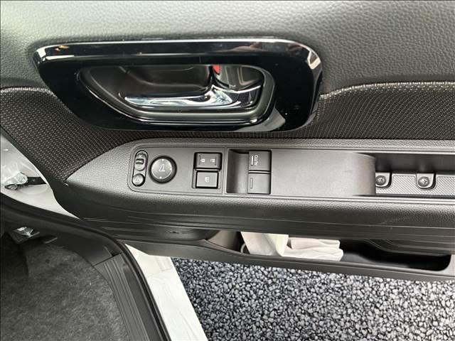 Ｎ－ＶＡＮ ファン　届出済未使用車（18枚目）