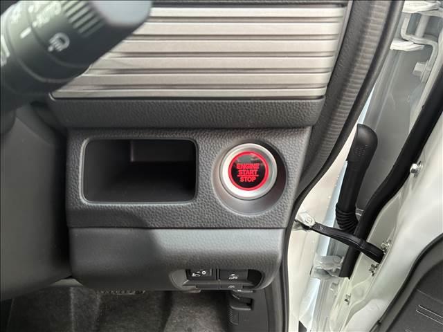 Ｎ－ＶＡＮ ファン　届出済未使用車（32枚目）