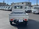 キャリイトラック ＫＣ　エアコン・パワステ　５ＭＴ　４ＷＤ　届出済未使用車（7枚目）