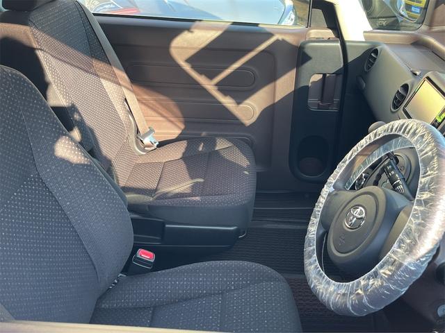 スペイド F 4WD バックカメラ ナビ TV 電動スライドドア キーレスエントリー 電動格納ミラー CVT 衝突安全ボディ ABS ESC エアコン(26枚目)