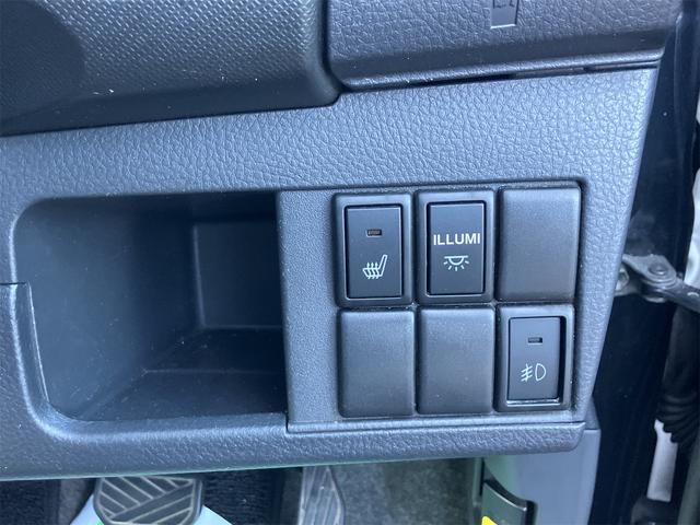 ワゴンRスティングレー リミテッドII 4WD ナビ TV オートライト HID スマートキー シートヒーター ベンチシート CVT 盗難防止システム ABS CD DVD再生 USB アルミホイール 衝突安全ボディ エアコン(10枚目)