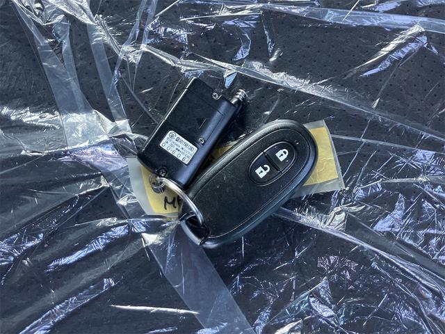 ワゴンRスティングレー リミテッドII 4WD ナビ TV オートライト HID スマートキー シートヒーター ベンチシート CVT 盗難防止システム ABS CD DVD再生 USB アルミホイール 衝突安全ボディ エアコン(13枚目)