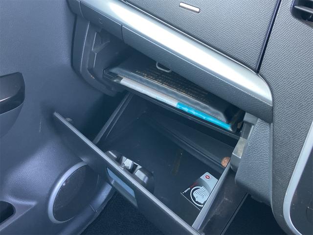 ワゴンRスティングレー リミテッドII 4WD ナビ TV オートライト HID スマートキー シートヒーター ベンチシート CVT 盗難防止システム ABS CD DVD再生 USB アルミホイール 衝突安全ボディ エアコン(31枚目)