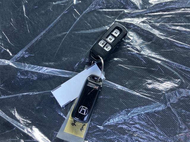 N-BOXカスタム G・Lパッケージ 4WD ドライブレコーダー バックカメラ 両側電動スライドドア ナビ オートライト HID スマートキー アイドリングストップ 電動格納ミラー ベンチシート CVT 盗難防止システム ABS ESC(10枚目)