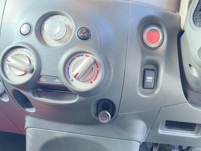 キューブ 15G スマートキー 電動格納ミラー CVT 盗難防止システム 衝突安全ボディ ベンチシート ABS CD USB エアコン パワーステアリング パワーウィンドウ 運転席エアバッグ(5枚目)