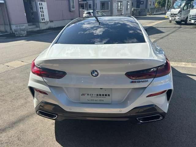 ８シリーズ ８４０ｉ　グランクーペ　カーボンリップ　ハイモースコート済みＤＲ　レーンアシスト　ＨＤＤナビ　ＬＥＤヘッドライト　本革シート　シートヒーター　オートクルーズコントロール　ＥＴＣ　ガラスルーフ（6枚目）