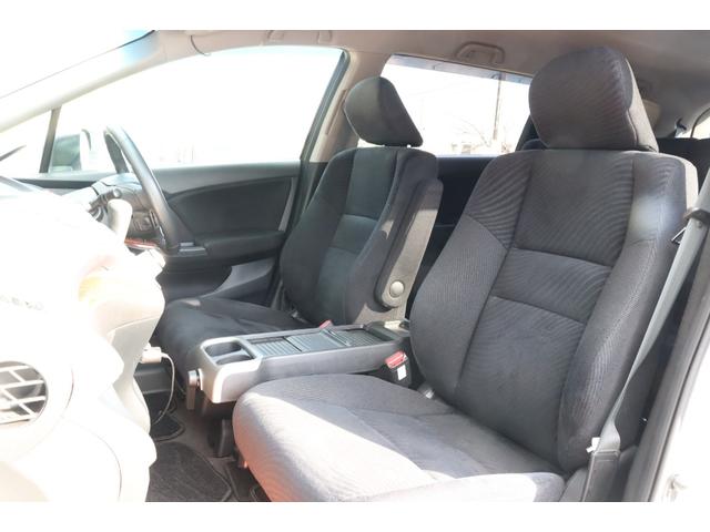 オデッセイ Ｍエアロパッケージ　走行距離無制限１年保証　車検Ｒ８年７月まで　ナビ　Ｂカメラ　社外ＡＷ　キーレス　ＥＴＣ　ＨＩＤ　フォグランプ（11枚目）