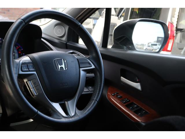 オデッセイ Ｍエアロパッケージ　走行距離無制限１年保証　車検Ｒ８年７月まで　ナビ　Ｂカメラ　社外ＡＷ　キーレス　ＥＴＣ　ＨＩＤ　フォグランプ（17枚目）