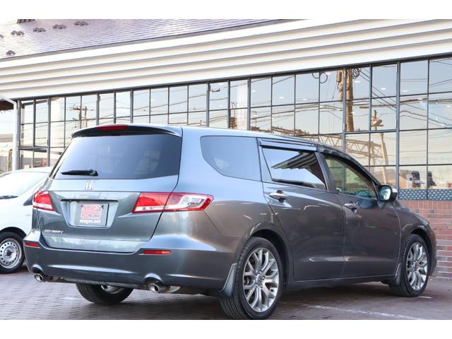 オデッセイ Ｍ　保証付　車検整備付　ナビ　Ｂカメラ　ＡＷ　キーレス　盗難防止システム　ＥＴＣ　ＨＩＤ　フォグランプ　３列シート（6枚目）