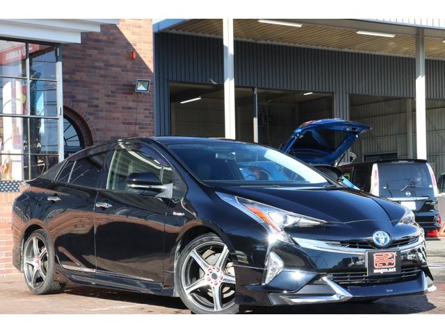 プリウス Ｓツーリングセレクション　走行距離無制限１年保証　車検整備付き　ナビ　社外ＡＷ　スマートキ―　Ｐスタート　盗難防止システム　ＥＴＣ　オートライト　車輛接近通報装置　本革シート　シートヒーター（6枚目）
