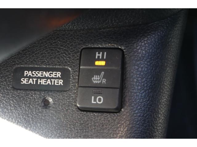 プリウス Ｓツーリングセレクション　走行距離無制限１年保証　車検整備付き　ナビ　社外ＡＷ　スマートキ―　Ｐスタート　盗難防止システム　ＥＴＣ　オートライト　車輛接近通報装置　本革シート　シートヒーター（28枚目）