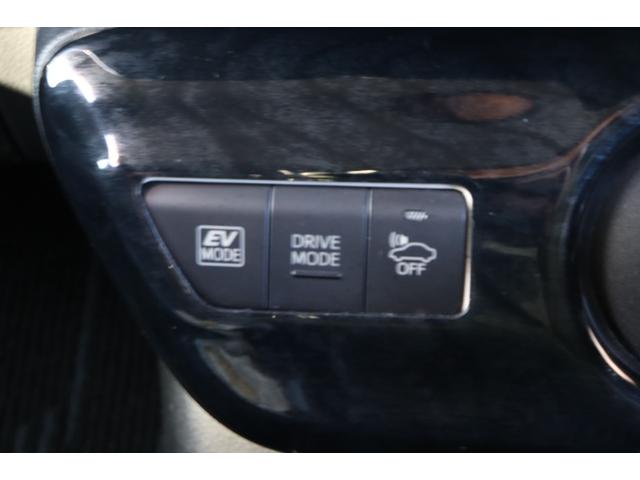 プリウス Ｓツーリングセレクション　走行距離無制限１年保証　車検整備付き　ナビ　社外ＡＷ　スマートキ―　Ｐスタート　盗難防止システム　ＥＴＣ　オートライト　車輛接近通報装置　本革シート　シートヒーター（29枚目）