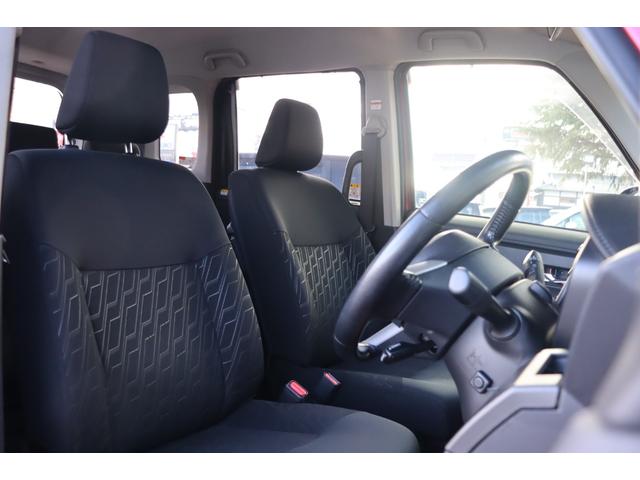 タンク カスタムＧ　Ｓ　走行距離無制限１年保証　車検整備付　４ＷＤ　ナビ　Ｂカメラ　社外ＡＷ　クルーズコントロール　スマートキ―　Ｐスタート　ＥＴＣ　ＬＥＤヘッドライト　シートヒーター（10枚目）