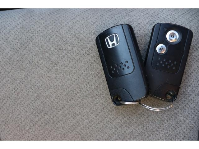 オデッセイ Ｍ　走行距離無制限１年保証　車検整備付き　ナビ　Ｂカメラ　社外ＡＷ　スマートキ―　盗難防止システム　ＥＴＣ　電格ミラー　３列シート（31枚目）