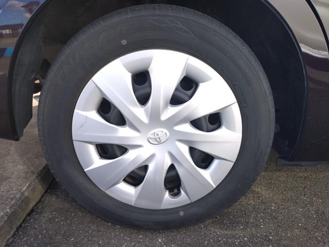 ホイールキャップに傷があります。