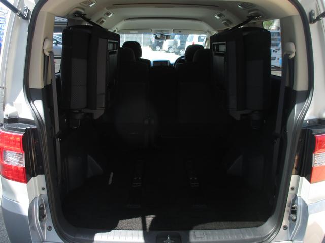 デリカＤ：５ Ｇ　ナビパッケージ　社外マッドフラップ・社外ヘッドライトプロテクター・社外ナビ・フルセグＴＶ・ＣＤ・ＤＶＤ再生・Ｂｌｕｅｔｏｏｔｈ接続・フロントカメラ・サイドカメラ・バックカメラ・スマートキー・左側パワースライドドア（13枚目）