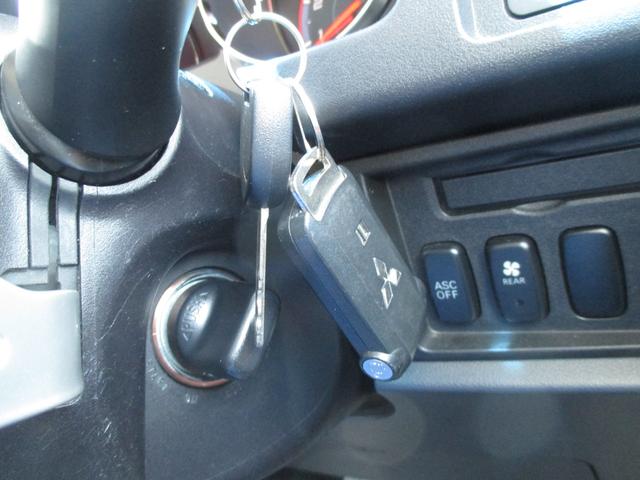 デリカＤ：５ Ｇ　ナビパッケージ　社外マッドフラップ・社外ヘッドライトプロテクター・社外ナビ・フルセグＴＶ・ＣＤ・ＤＶＤ再生・Ｂｌｕｅｔｏｏｔｈ接続・フロントカメラ・サイドカメラ・バックカメラ・スマートキー・左側パワースライドドア（23枚目）