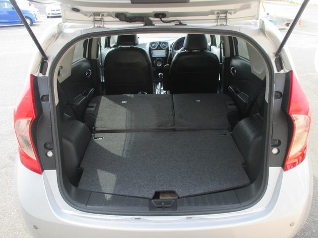 ノート メダリスト　アラウンドビューモニター・アイドリングストップ・純正ＳＤナビ・フルセグＴＶ・ＣＤ／ＤＶＤ再生・ＳＤ録音再生・Ｂｌｕｅｔｏｏｔｈ接続・コーナーセンサー・ドライブレコーダー・スマートキー・プッシュスタート（22枚目）