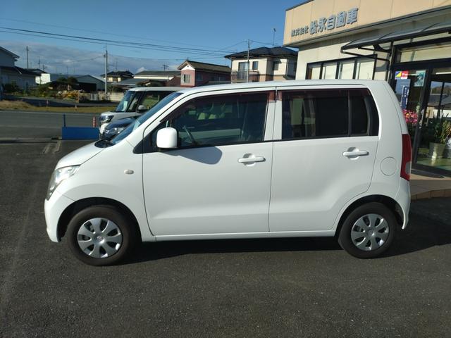 ＡＺワゴン ＸＧ　キーレス・純正オーディオ・エアコン・エアバッグ・ＡＢＳ（6枚目）