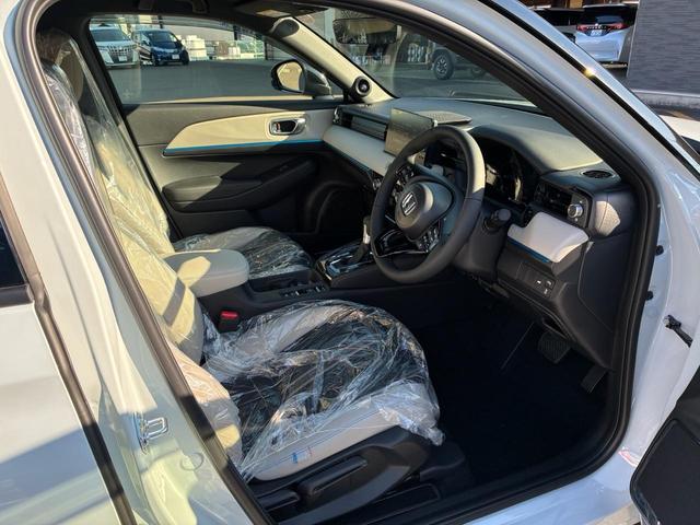 ヴェゼル ｅ：ＨＥＶ　Ｚ・ＰＬａＹパッケージ　ｅ：ＨＥＶ　Ｚ・ＰＬａＹパッケージ　ＡＴ　ＡＢＳ　エアコン　パワーステアリング　パワーウィンドウ　運転席エアバッグ（7枚目）