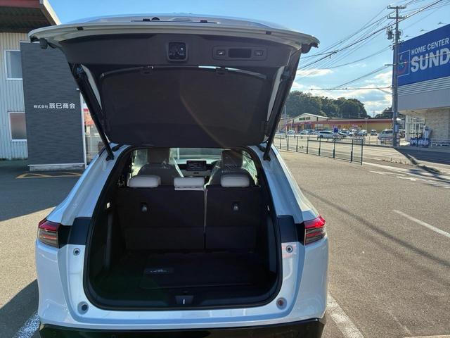 ヴェゼル ｅ：ＨＥＶ　Ｚ・ＰＬａＹパッケージ　ｅ：ＨＥＶ　Ｚ・ＰＬａＹパッケージ　ＡＴ　ＡＢＳ　エアコン　パワーステアリング　パワーウィンドウ　運転席エアバッグ（15枚目）