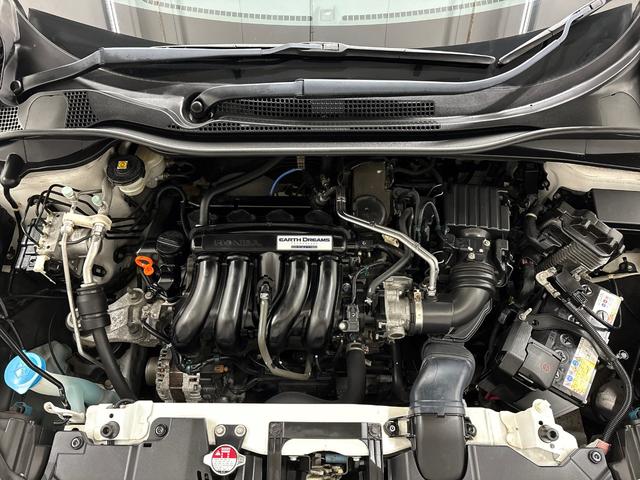 ヴェゼル Ｘ・ホンダセンシング　純正インターナビ　ワンセグ　ＣＤ　ＥＴＣ　バックカメラ　ホンダセンシング　純正アルミホイール　ＬＥＤヘットライト（7枚目）