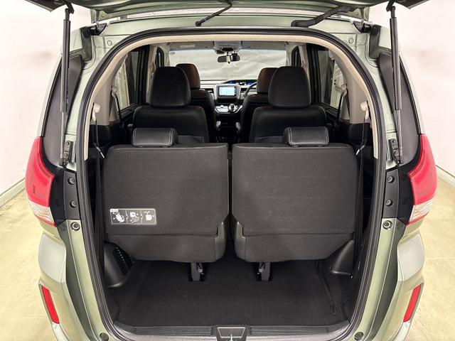 フリードハイブリッド ハイブリッド・Gホンダセンシング 純正メモリーインターナビ フルセグ 純正ドライブレコーダー ETC シートヒーター 両側電動スライドドア ホンダセンシング 純正アルミホイール LEDヘットライト(12枚目)