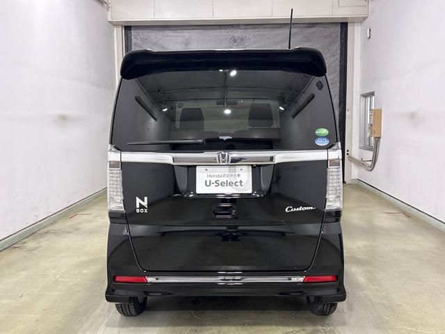 Ｎ－ＢＯＸカスタム ＧターボＳＳブラックスタイルパッケージ　両側電動スライドドア　ＥＴＣ　クルーズコントロール　シートヒーター　純正メモリーインターナビ　パドルシフト　ＬＥＤヘットライト　社外アルミホイール（4枚目）