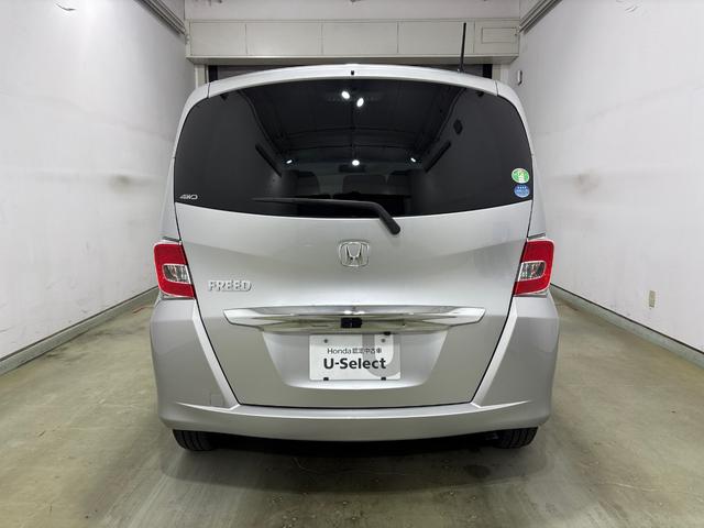 フリード Gジャストセレクション 4WD ETC 左側電動スライドドア VSA(横滑り防止) 純正メモリーインターナビ(4枚目)