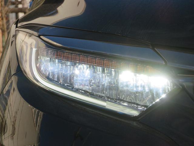 ヴェゼル X・ホンダセンシング ホンダセンシング ETC 純正リモコンエンジンスターター クルーズコントロール 社外メモリーナビ バックカメラ LEDヘットライト 純正アルミホイール LEDフォグランプ(17枚目)