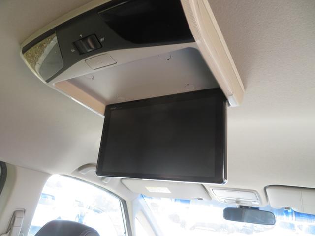 ステップワゴンスパーダ スパーダ・クールスピリットホンダセンシング　純正メモリーインターナビ　シートヒーター　両側電動スライドドア　ＥＴＣ　ホンダセンシング　クルーズコントロール　リヤ席フリップダウンモニター　ＬＥＤヘットライト　ＬＥＤフォグランプ　純正アルミホイール（10枚目）