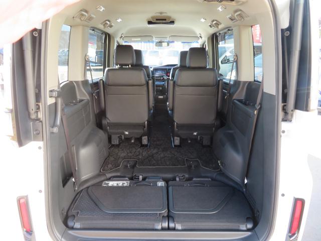 ステップワゴンスパーダ スパーダ・クールスピリットホンダセンシング　純正メモリーインターナビ　シートヒーター　両側電動スライドドア　ＥＴＣ　ホンダセンシング　クルーズコントロール　リヤ席フリップダウンモニター　ＬＥＤヘットライト　ＬＥＤフォグランプ　純正アルミホイール（20枚目）