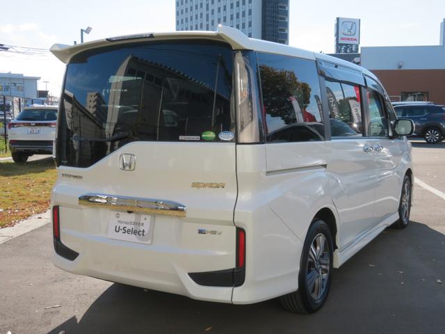 ステップワゴンスパーダ ｅ：ＨＥＶスパーダＧ・ＥＸホンダセンシング　両側電動スライドドア　純正リモコンエンジンスターター　ＥＴＣ　ホンダセンシング　クルーズコントロール　シートヒーター　ＬＥＤヘットライト　ＬＥＤフォグランプ　純正アルミホイール（4枚目）