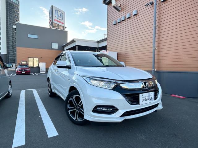 ヴェゼル ハイブリッドＺ・ホンダセンシング　ホンダセンシング　ＥＴＣ　クルーズコントロール　シートヒーター　純正メモリーインターナビ　フルセグ　社外ドライブレコーダー　ＬＥＤヘットライト　ＬＥＤフォグランプ（3枚目）