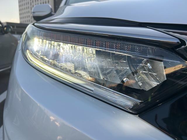 ヴェゼル ハイブリッドＺ・ホンダセンシング　ホンダセンシング　ＥＴＣ　クルーズコントロール　シートヒーター　純正メモリーインターナビ　フルセグ　社外ドライブレコーダー　ＬＥＤヘットライト　ＬＥＤフォグランプ（18枚目）