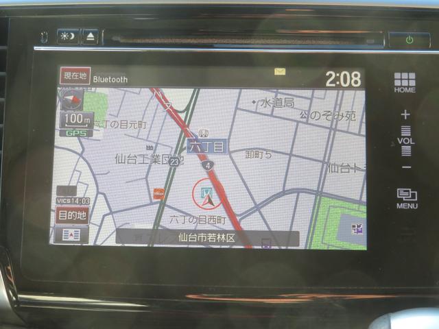 オデッセイ アブソルート　ＥＴＣ　クルーズコントロール　純正インターメモリーナビ　左側電動スライドドア　ＶＳＡ（横滑り防止）　ＣＴＢＡ（衝突軽減ブレーキ）　ＬＥＤヘットライト　フォグランプ　純正アルミホイール（7枚目）