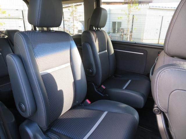 セカンドシートの画像です。是非実際に座ってみて下さい。